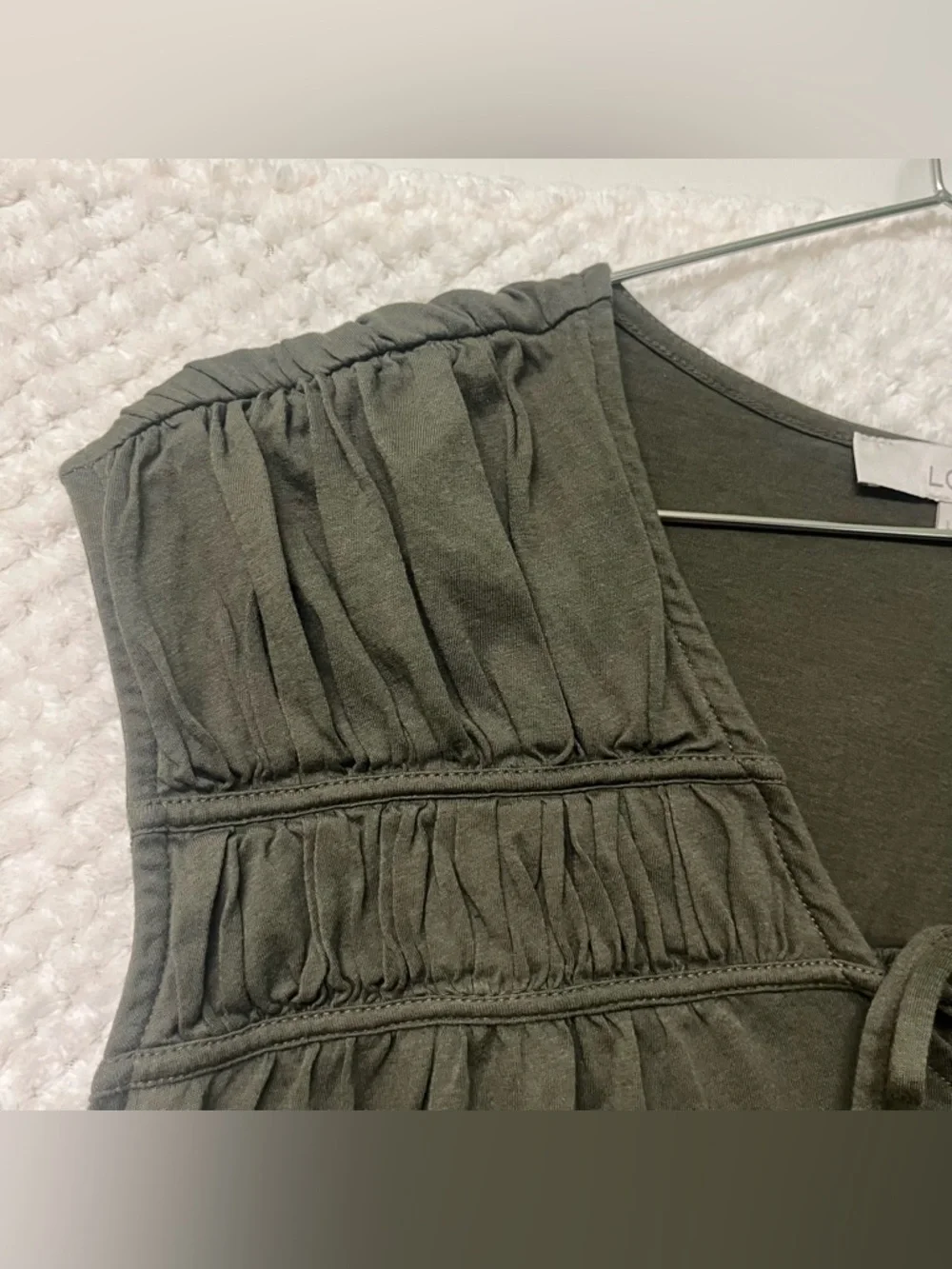 LOFT Shirred Tie Neck Top Green Cotton Blend Boho Chic V-neck Womens Large